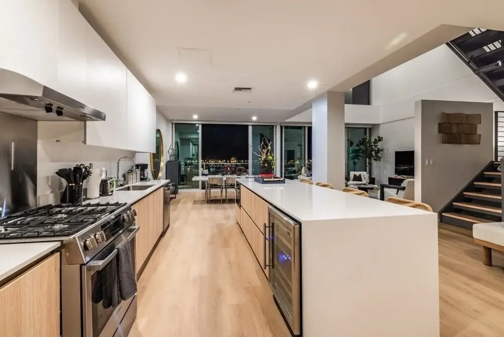 @ Marbella Lane - Luxurious 3BR Penthouse