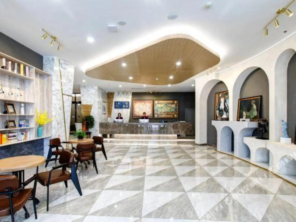 Lano Hotel ( Datong High Speed Rail Station Dongxin Xijiu Moore City )