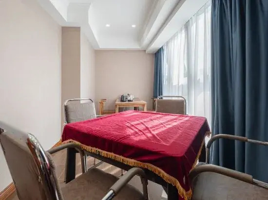 Qingfeng Inn (Chongqing Yuelai Guobo Center)