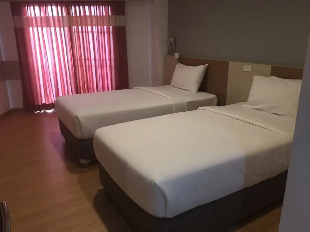 Ingnaam Hotel
