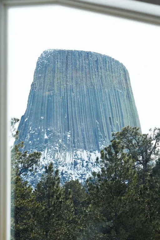 Devils Tower Lodge (Bed and Breakfast)