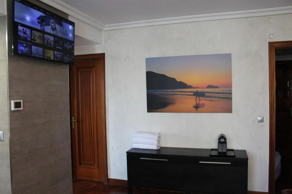 Apartamentos Zarautz Playa, con piscina y garaje