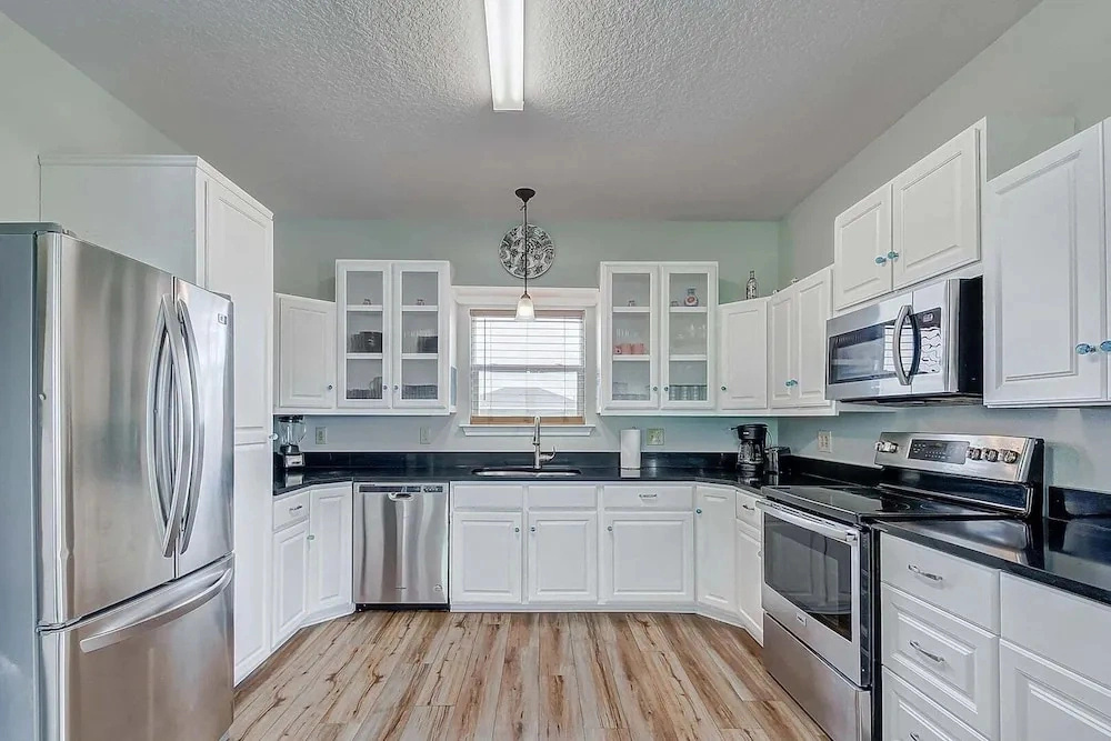 A Son Of A Sol 3 Bedroom Home