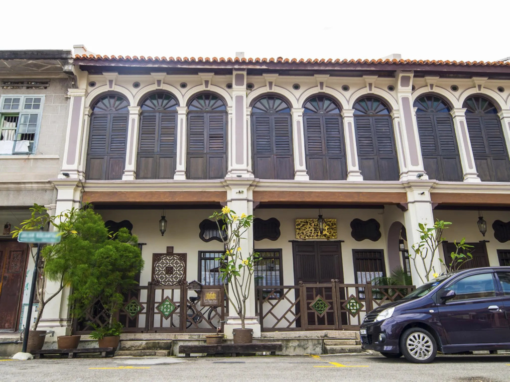 ke-lan-tan House