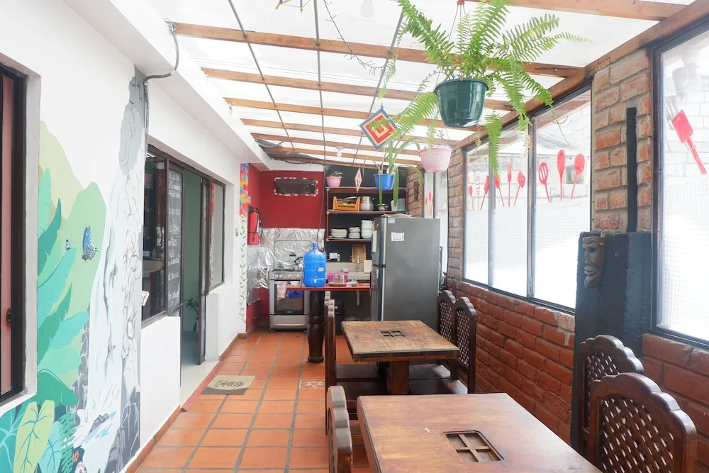 Hostal alegría
