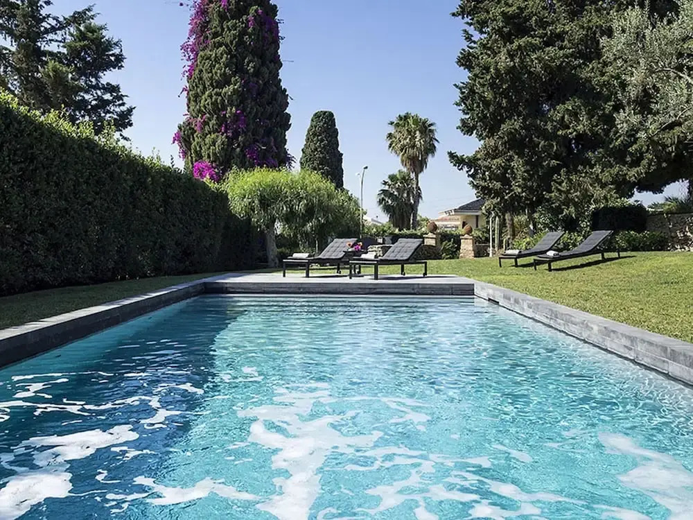 Lovely Luxury Villa With Private Pool Near the Center of Syracuse