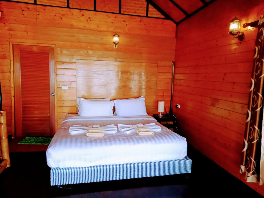 Bow Thong Beach Resort
