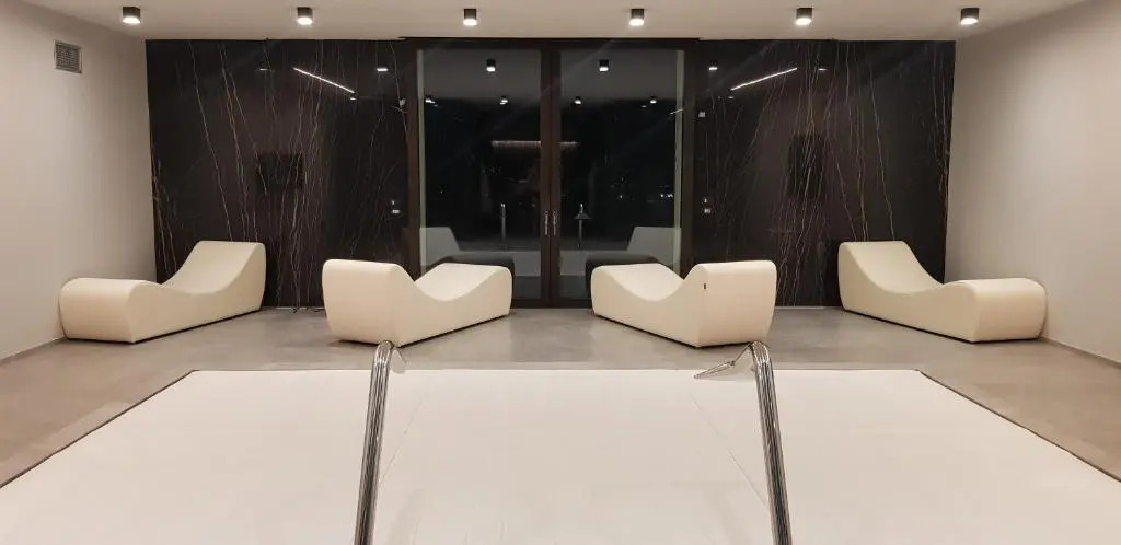 SUNSET SUITE SPA