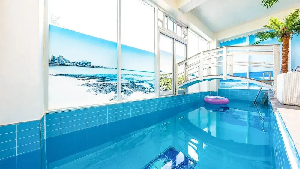 GYEONGJU LINEVIEW POOLVILLA