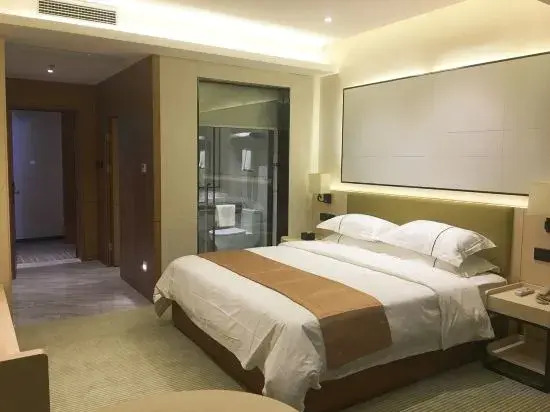 Boman Hotel (Guigang High-speed Railway Station & Wanda Plaza Branch)