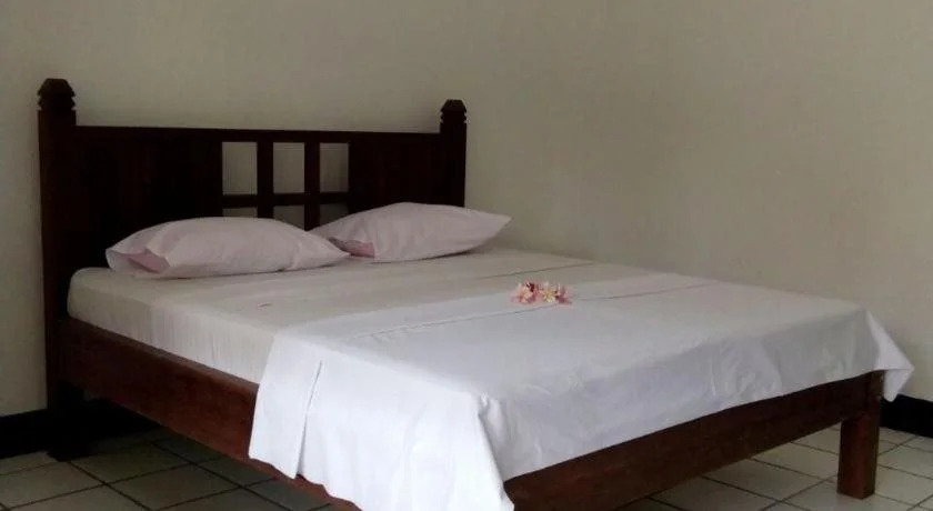 Pulestis Beach Hotel