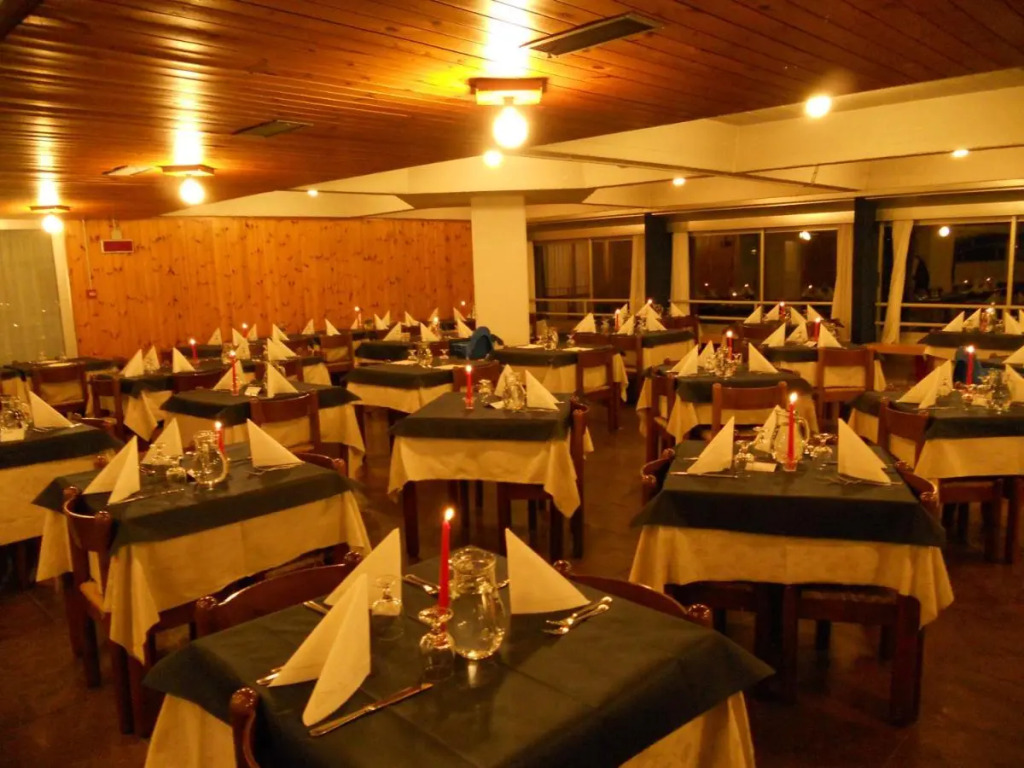 TH 1400 Hotel