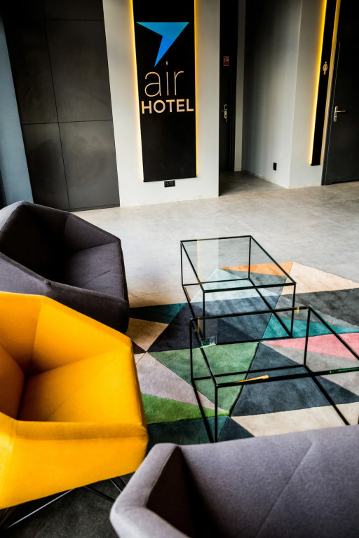 Air Hotel