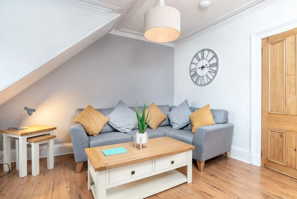 Highland Holburn Apartment