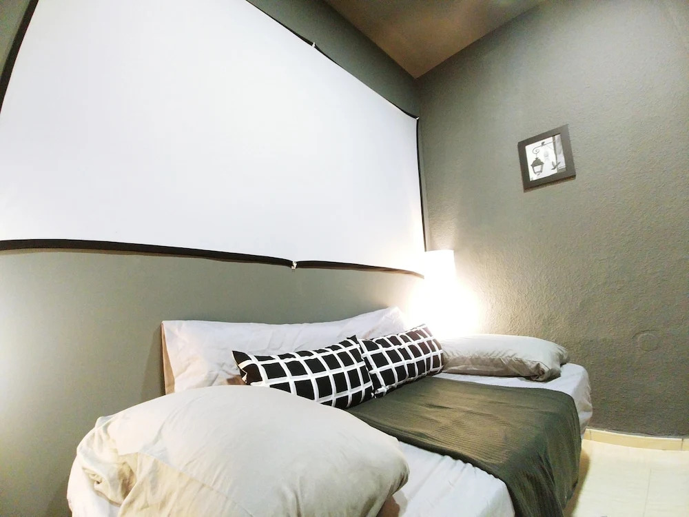 Luxury Flat Legazpi