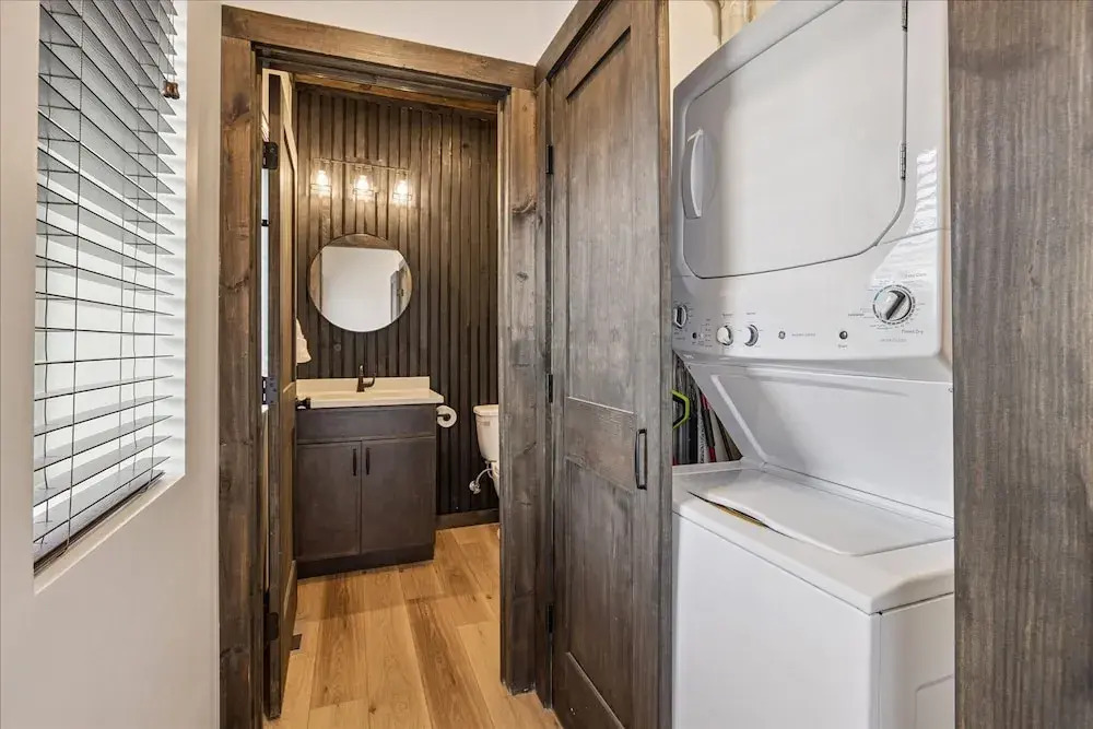Gorgeous Brand-new Home w Pool Game Room Hot Tub