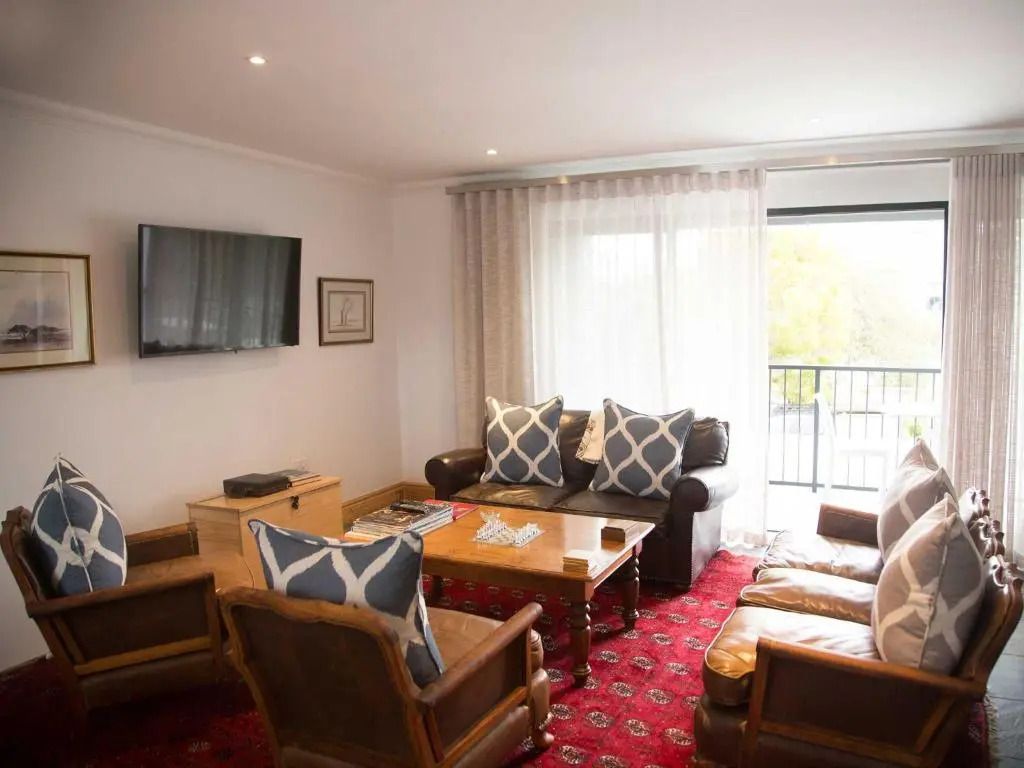 7 Ackermann Place Guest House