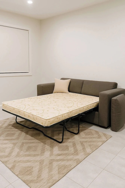 Stylish 2BR Retreat Near UC & Belconnen Mall