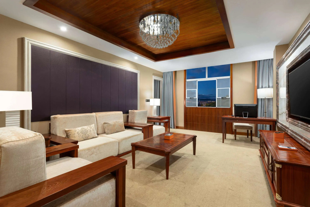 Hawthorn By Wyndham Shangri-La Old Town