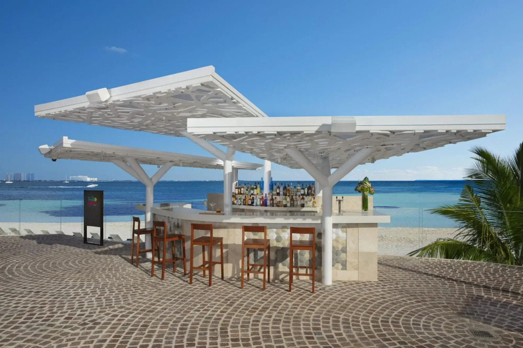 Breathless Cancun Soul Resort & Spa