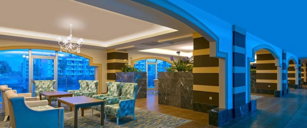 Simurg Luxury Halal Hotel