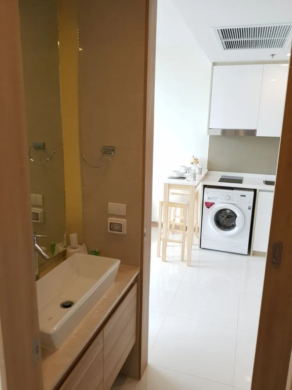 Riviera 1BR Sea View B2806