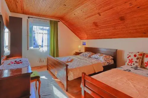 Apartment Mirjana