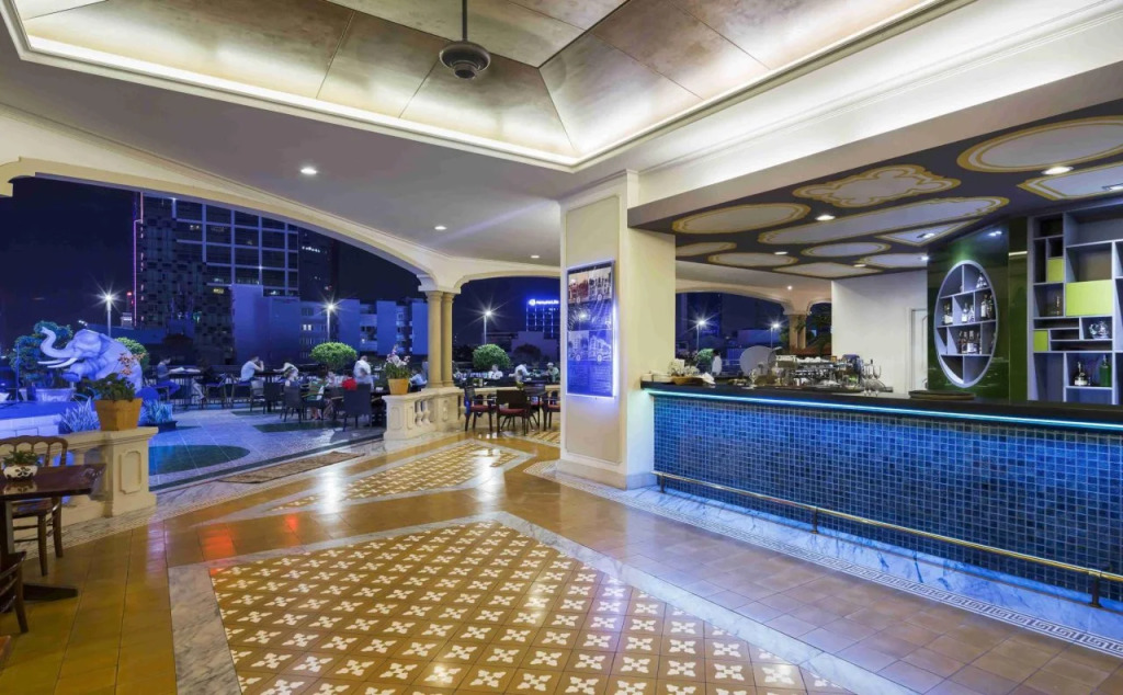 Rex Hotel