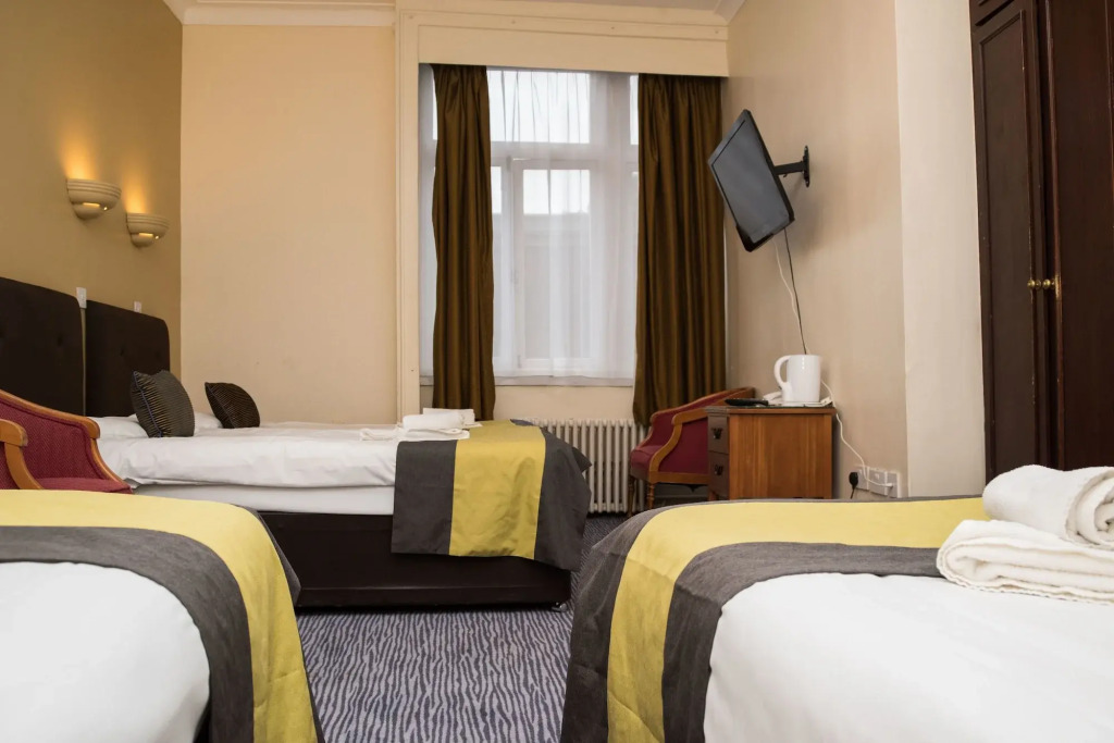 Rose Court Hotel