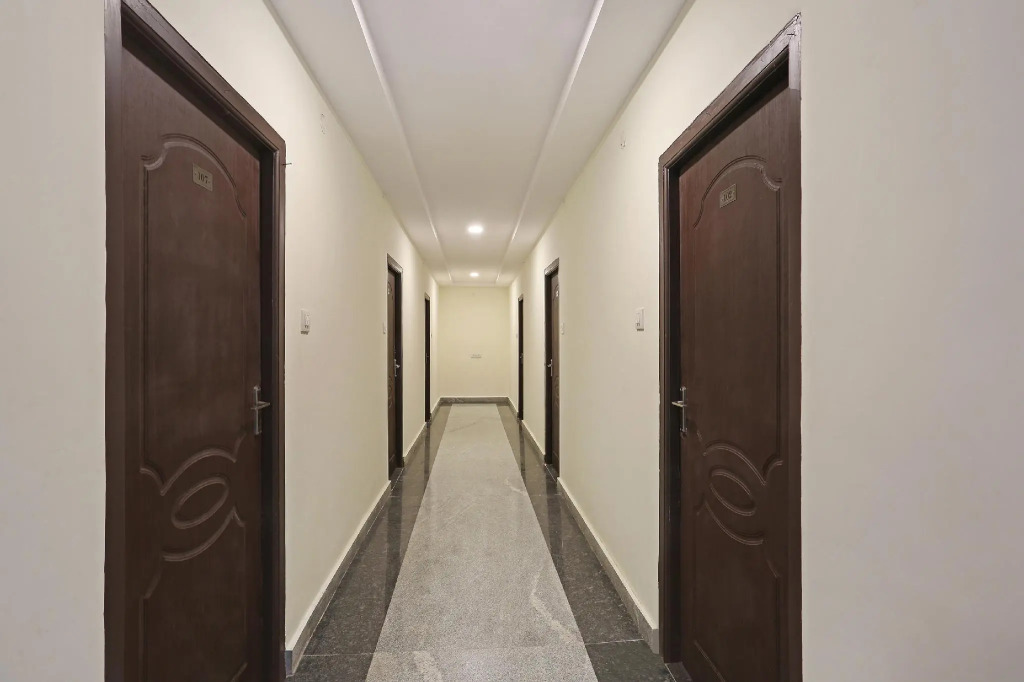 Hotel O Highway Luxury Hotel