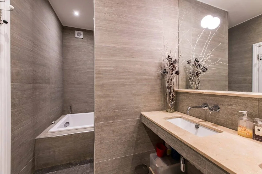 Bright and Spacious 2 bed Flat in Notting Hill