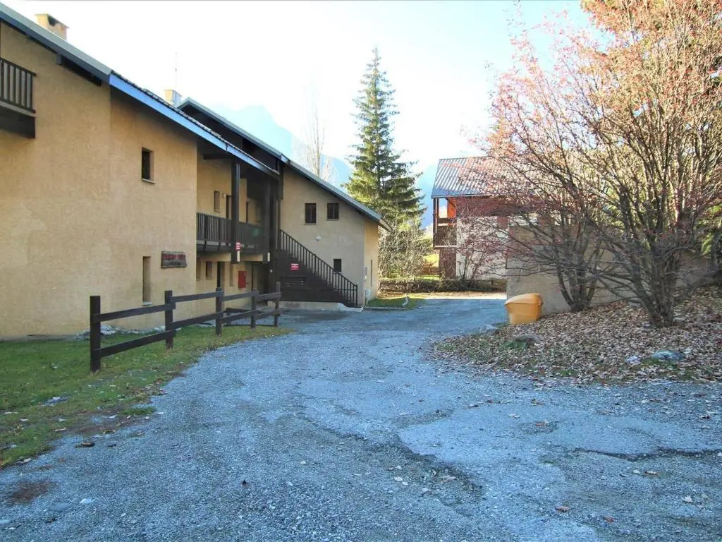 Appartement Le Monêtier-les-Bains, 1 pièce, 4 personnes - FR-1-330F-78