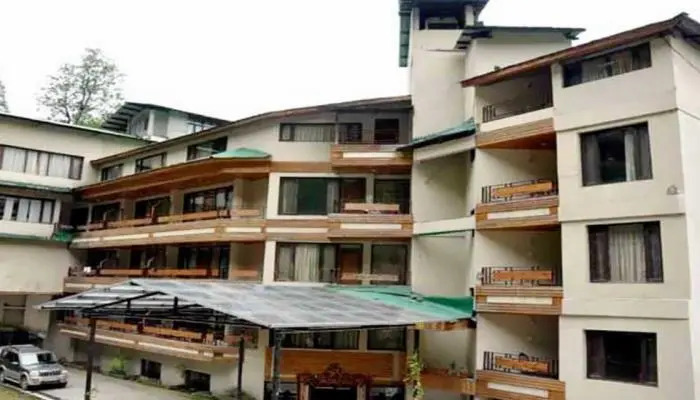 The River Crescent Resort