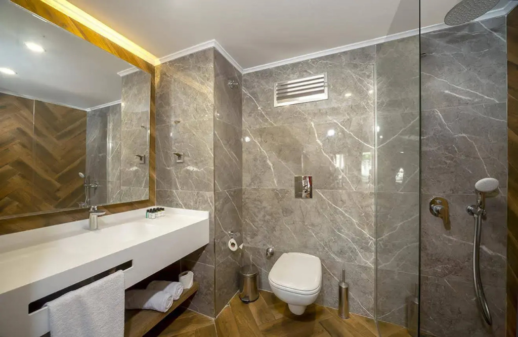 Lucas Didim Resort