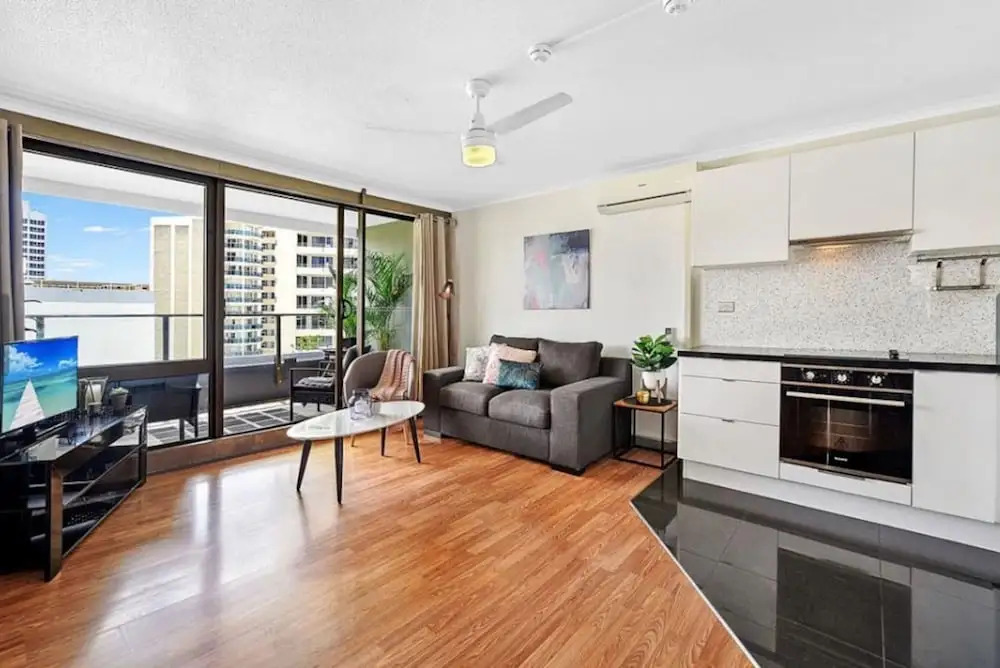 Heart of Surfers Paradise, 2BR Apt