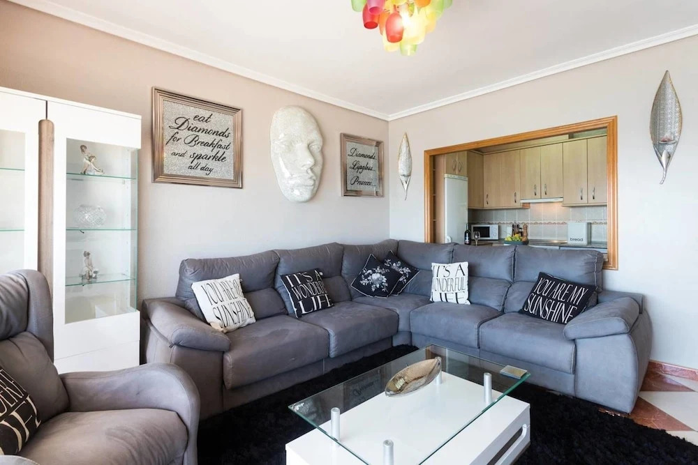 Luxury Sea View Apartment