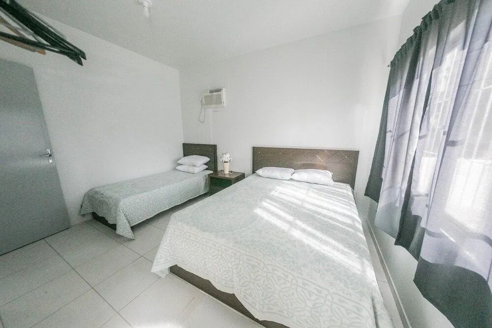 Casa 1 - Casa com piscina 10 pessoas