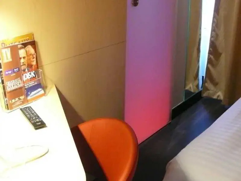 Kyriad Paris Ouest Puteaux La Defense