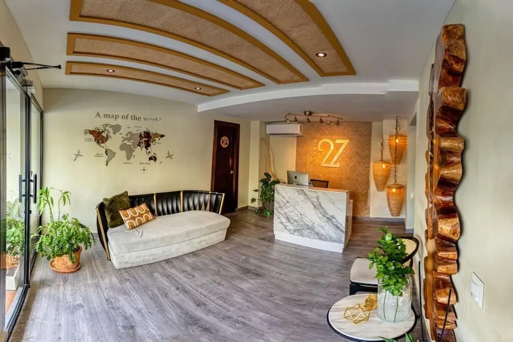 Studio 27