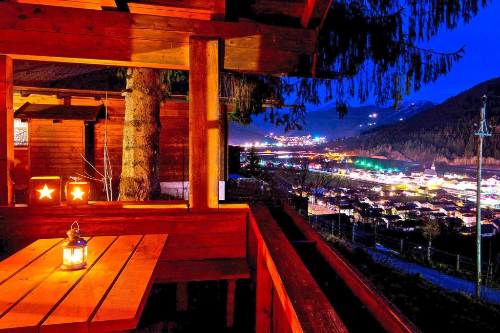 In Eben Im Pongau With 2 Bedrooms And 1 Bathrooms