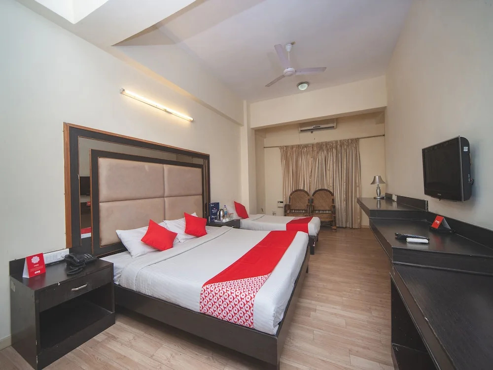 OYO 15972 Bhimaas Corporate Residency