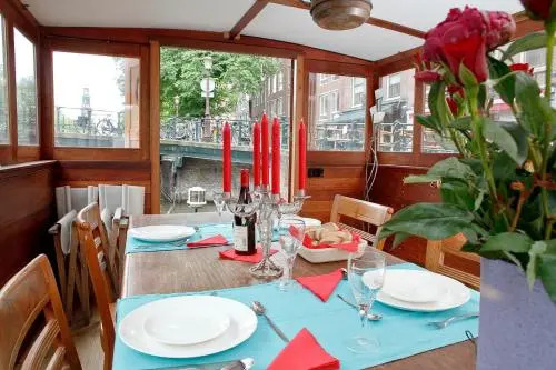 Houseboat Prince William & Houseboat Prince Arthur