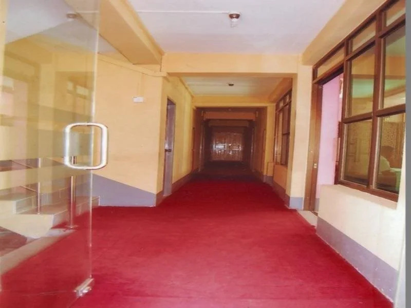 Royal Toe Hotel