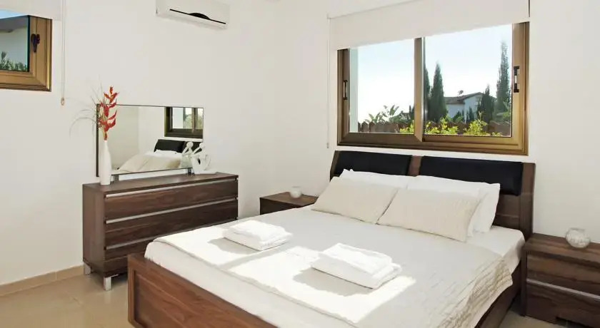 Villa Bridgit