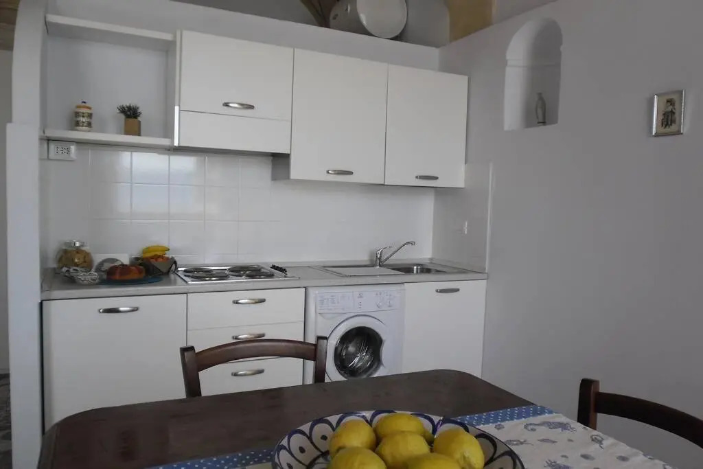 Venere Charming House Codice CITRA O11O22-LT-O853