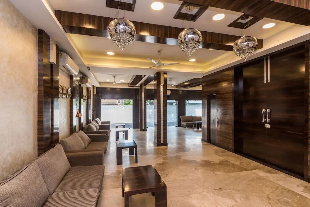 OYO 10921 Stay INN