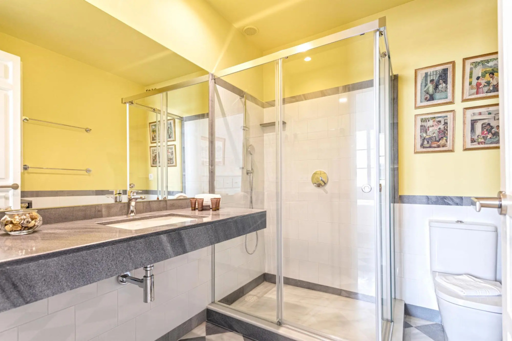 Genteel Home San Laureano VI