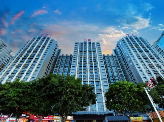 Homeplus Holiday Hotel (Chongqing Hongyadong)
