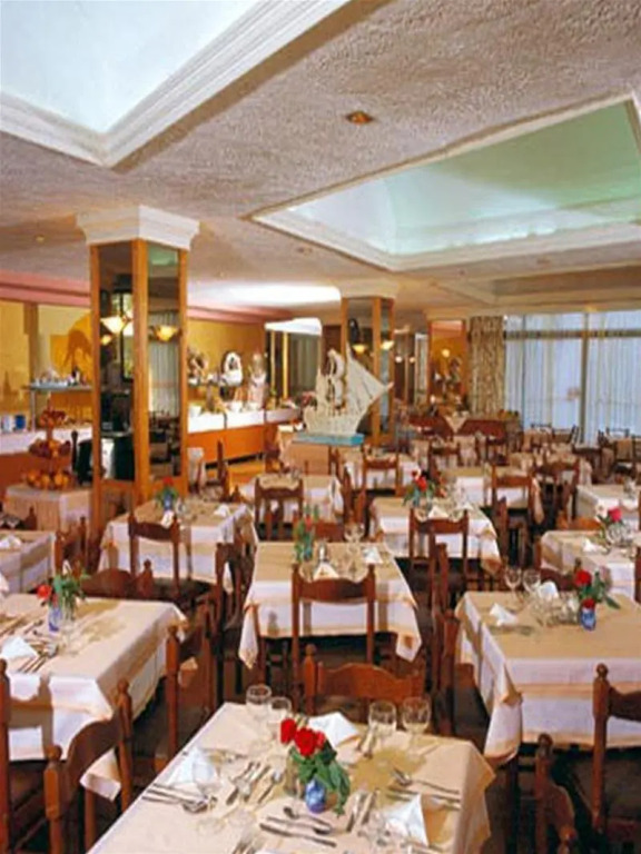 Hotel Evi