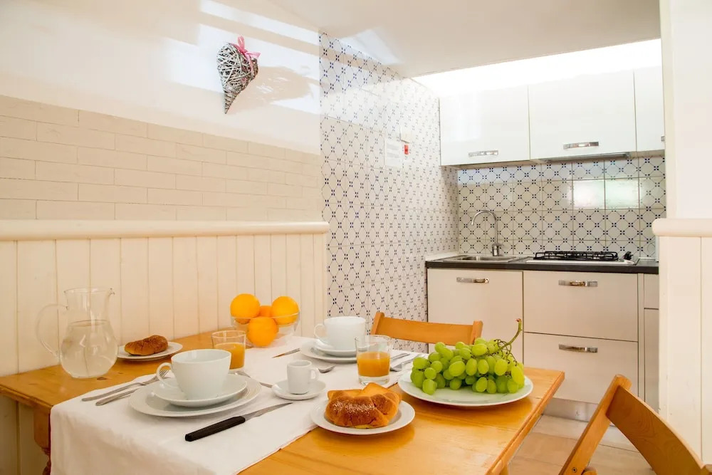 Case Doro Apartments